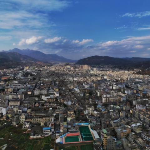 四川未来30天天气预报，气候多变，提前做好应对准备
